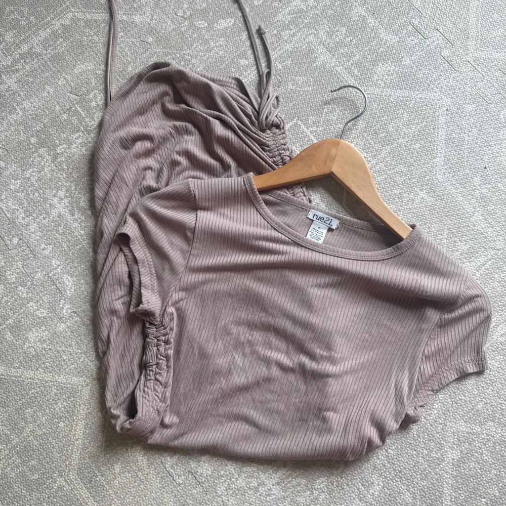 rue21 Bodycon Dress Womens Small Mauve Ribbed Short Sleeve Side Cinch Ruched